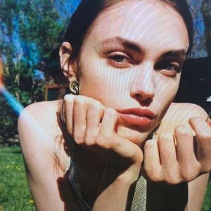 Meet your Posher, Eunice